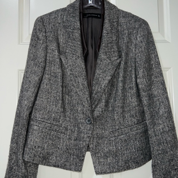 removable collar. 🫶🏻Zara tailoring and cuts. Soft finish. size up EU - Picture 2 of 5